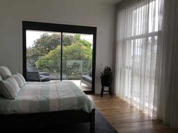 Renting out with online payment: Master Bedroom with Own Terrace