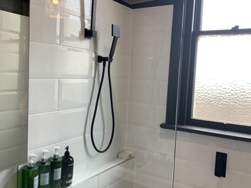 Renting out with online payment: Beautiful House 