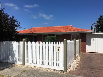 Renting out with online payment: Modern Brick House