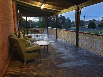 Renting out with online payment: 115-Year Old Property