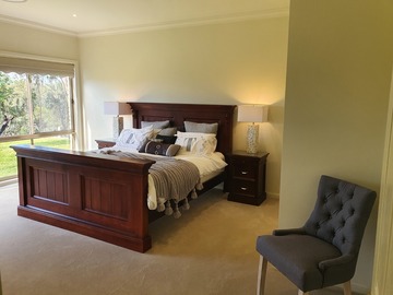 Renting out with online payment: Main Bedroom with King Size Bed