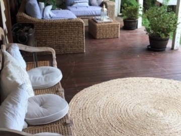 Renting out with online payment: Deck with Seating Area Overlooking the Greeneries