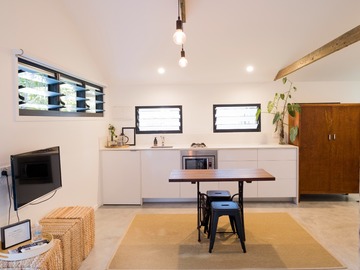 Renting out with online payment: Kite Shed Kitchen Area