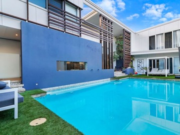 Renting out with online payment: Large Resort Style Private Pool
