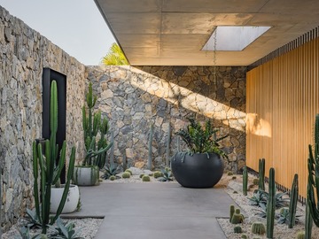 Renting out with online payment: Palm Spring Inspired Entryway