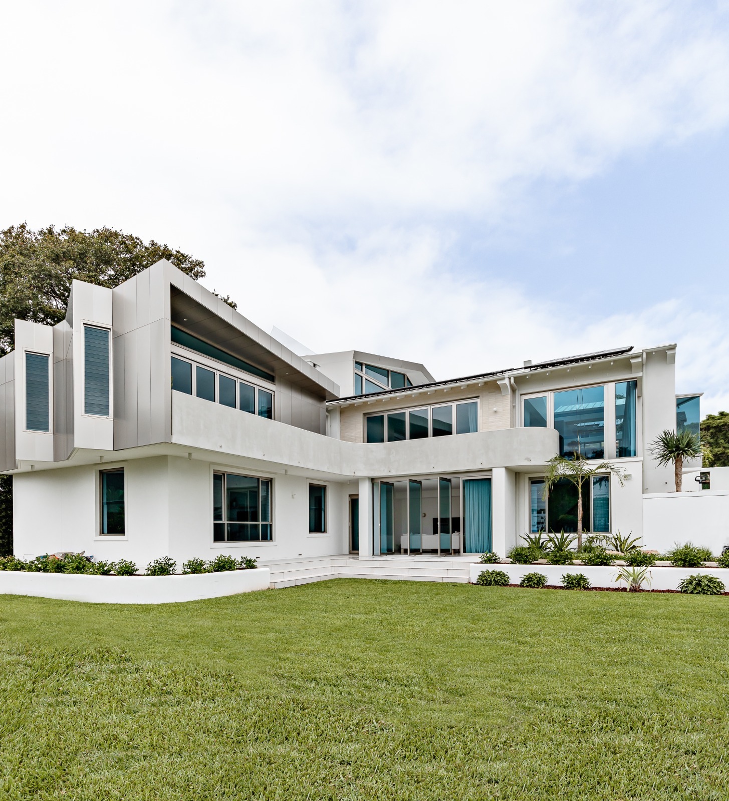 Entertainer's Delight Architectural Home | Skoutli