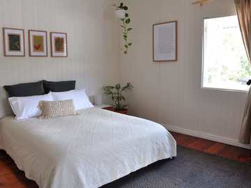 Renting out with online payment: Cozy and Bright Bedroom 