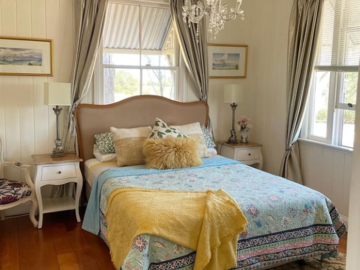 Renting out with online payment: Queen Suite with Direct View of Sunset