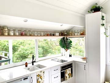 Renting out with online payment: Cozy Cottage with Greenery and Ocean Views 