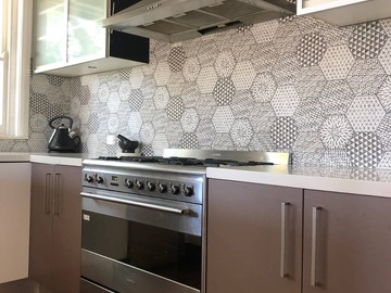 Renting out with online payment: House with Stunning Bushland Views