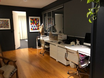 Renting out with online payment: Spacious Home Office/Workspace 