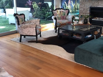 Renting out with online payment: Lounge Area Basking in Natural Light 