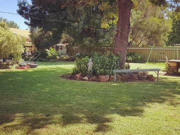 Renting out with online payment: Large Outdoor Area