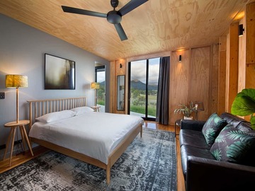 Renting out with online payment: Bedroom with Ensuite