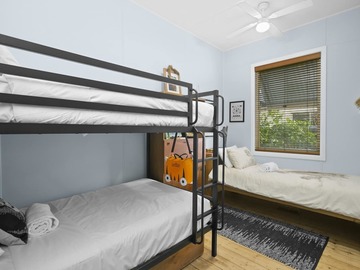 Renting out with online payment: Wild Forever Room: For the Young and Young at Heart