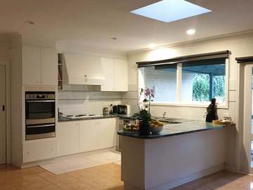 Renting out with online payment: Simple House in Fawkner