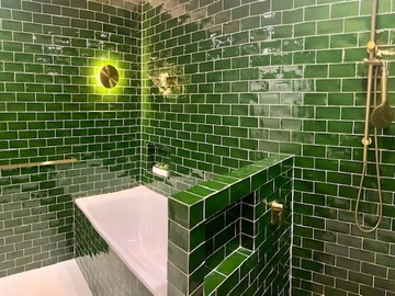 Renting out with online payment: Bathroom & Ensuite