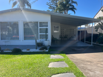 Renting out with online payment: 60's House