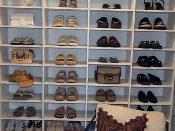 Renting out with online payment: Wardrobe