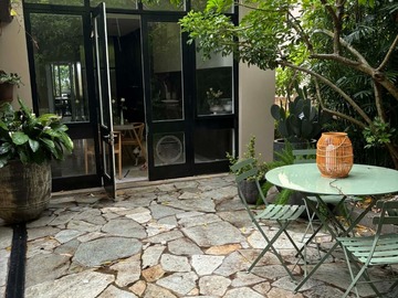 Renting out with online payment: Rose Bay house