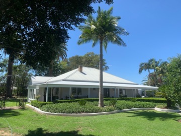 Renting out with online payment: Australian farm house