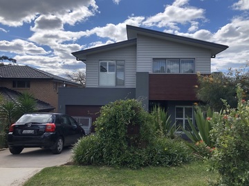 Renting out with online payment: Large modern family home