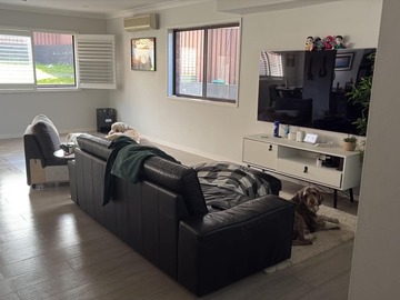 Renting out with online payment: Open plan house in Pagewood