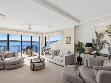 Renting out with online payment: WATERS EDGE