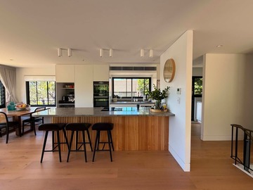 Renting out with online payment: Eucalypt House